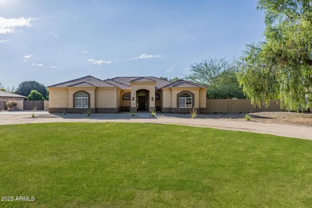 6532 N 185TH Avenue, Waddell, AZ 85355