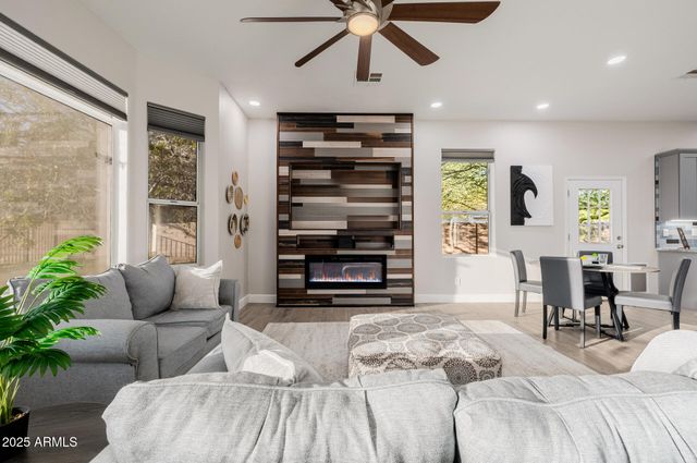 6532 N 185TH Avenue, Waddell, AZ 85355