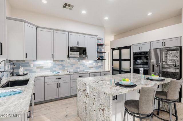 6532 N 185TH Avenue, Waddell, AZ 85355