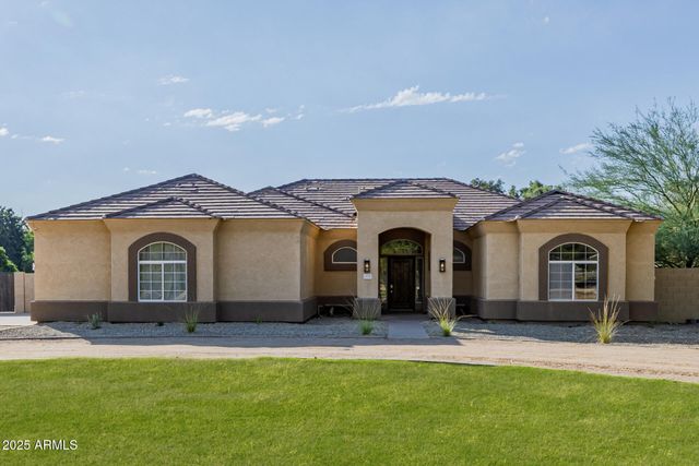 6532 N 185TH Avenue, Waddell, AZ 85355