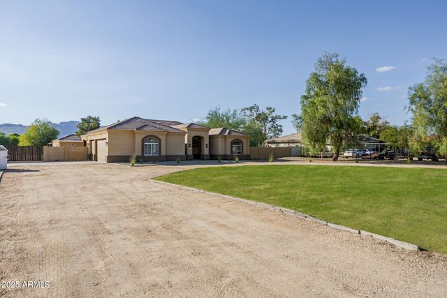 6532 N 185TH Avenue, Waddell, AZ 85355