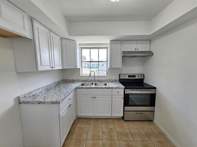 2966 Ashley Drive E F, West Palm Beach, FL 33415