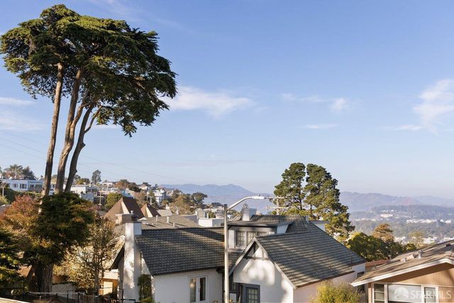 29 Mendosa Avenue, San Francisco, CA 94116