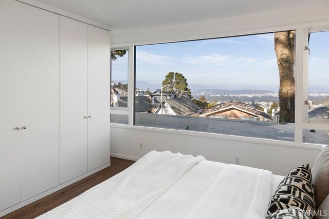 29 Mendosa Avenue, San Francisco, CA 94116