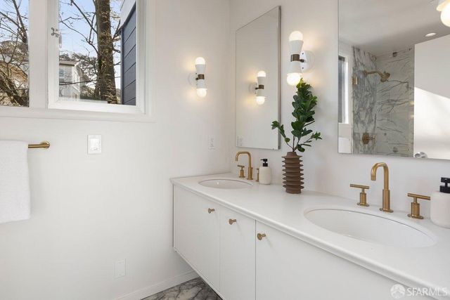 29 Mendosa Avenue, San Francisco, CA 94116