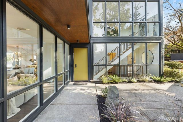 29 Mendosa Avenue, San Francisco, CA 94116