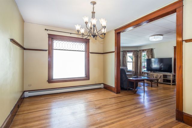 209 state Street, Rutland City, VT 05701