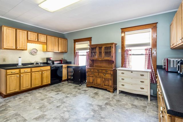 209 state Street, Rutland City, VT 05701