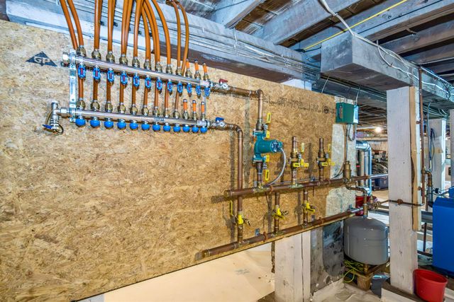 209 state Street, Rutland City, VT 05701