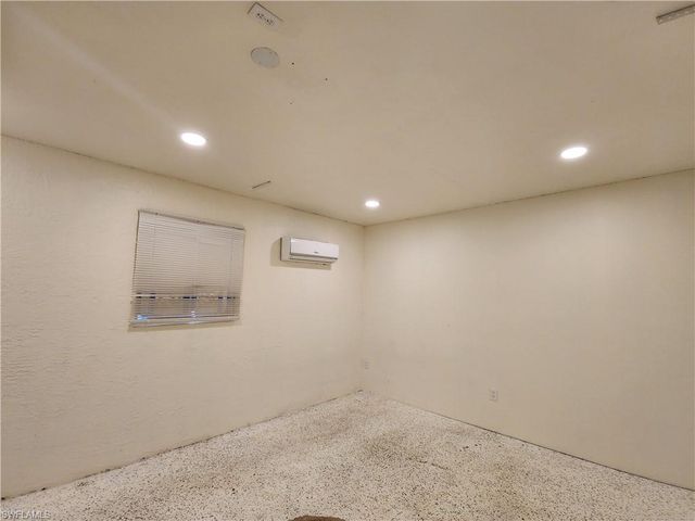 13238 2nd ST, Fort Myers, FL 33905