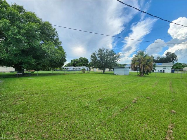 13238 2nd ST, Fort Myers, FL 33905