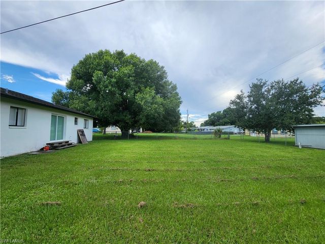 13238 2nd ST, Fort Myers, FL 33905