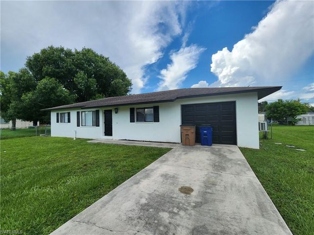 13238 2nd ST, Fort Myers, FL 33905