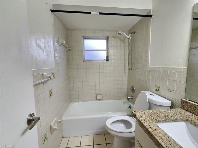 13238 2nd ST, Fort Myers, FL 33905