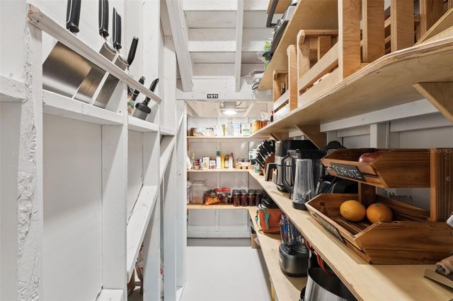 287 FALLEN OAK COURT, Eustis, FL 32736