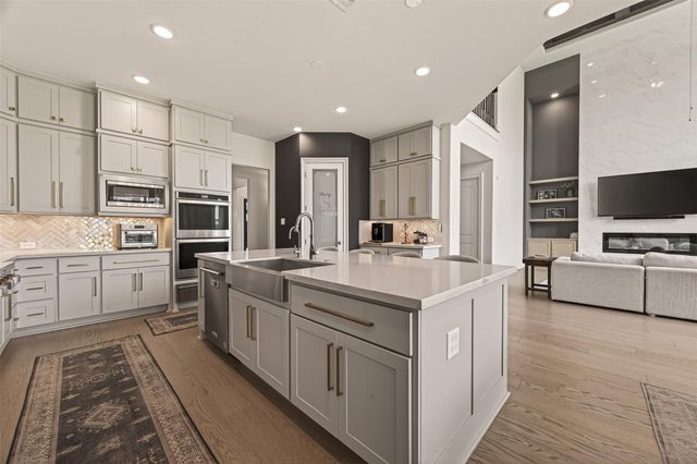 2214 Sunny Spring, Missouri City, TX 77459