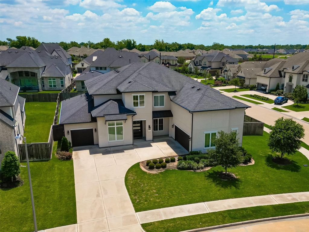 2214 Sunny Spring, Missouri City, TX 77459