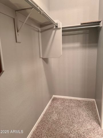 8130 W GROOM CREEK Road, Phoenix, AZ 85043