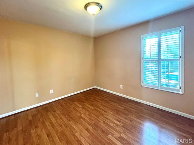 1960 Marine Terrace Drive H, Maryland Heights, MO 63146