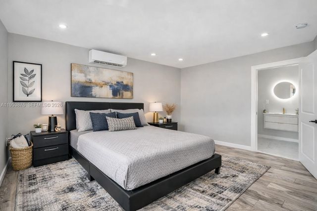 601 NE 2nd St, Dania Beach, FL 33004