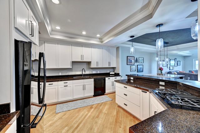 22 Tower Drive, Newport, KY 41071