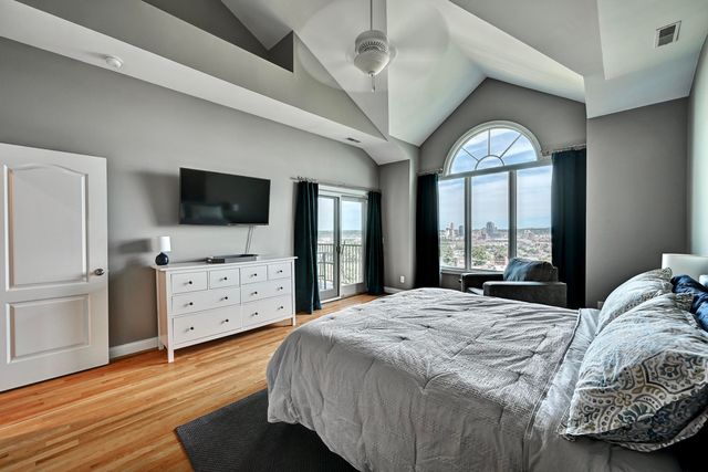 22 Tower Drive, Newport, KY 41071