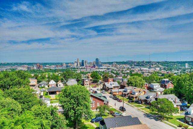 22 Tower Drive, Newport, KY 41071