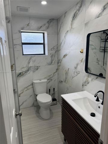 6116 SW 38th St, Miramar, FL 33023