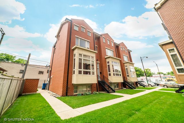 4251 W MONTROSE Avenue, Chicago, IL 60641
