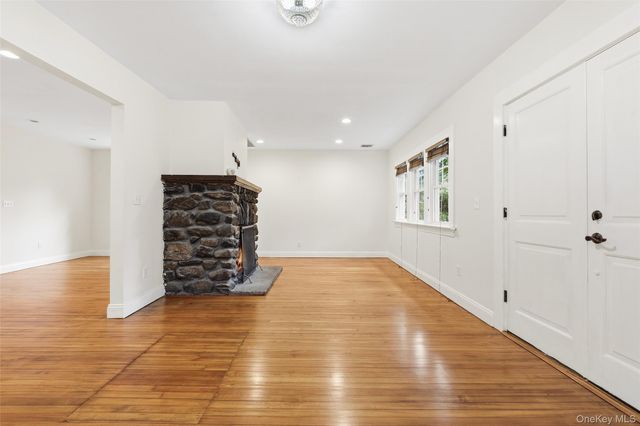 56 Huntville Road, Katonah, NY 10536