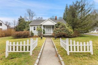 56 Huntville Road, Katonah, NY 10536