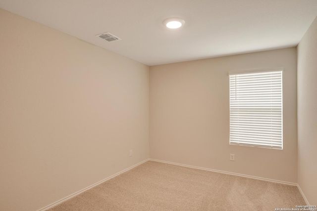 728 ARMADILLO DR, Seguin, TX 78155