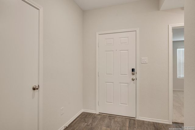 728 ARMADILLO DR, Seguin, TX 78155