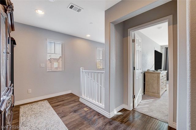 1045 Spotted Saddle Street, Henderson, NV 89015