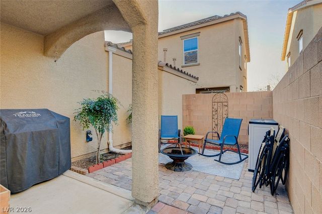 1045 Spotted Saddle Street, Henderson, NV 89015