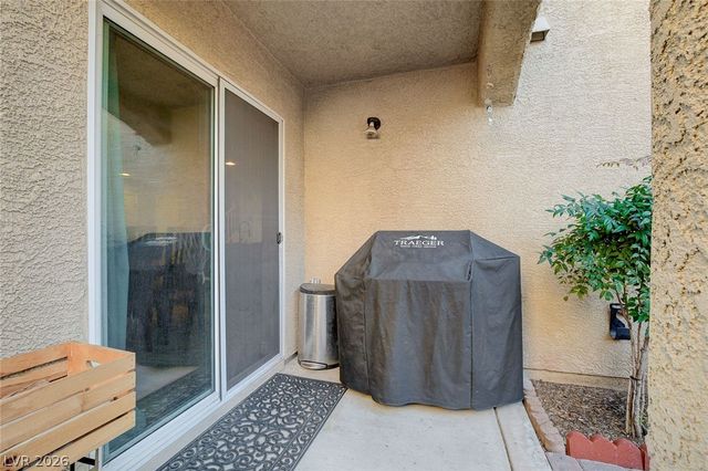 1045 Spotted Saddle Street, Henderson, NV 89015