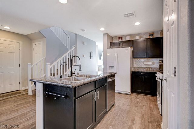 1045 Spotted Saddle Street, Henderson, NV 89015