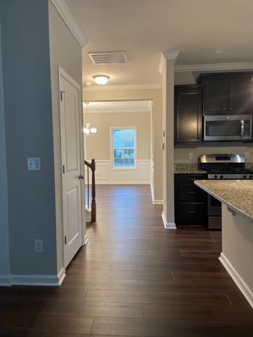 430 Forsythia Avenue, Summerville, SC 29483