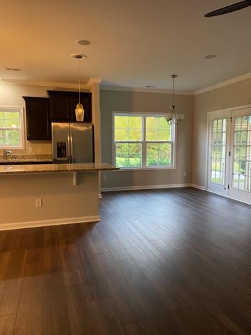 430 Forsythia Avenue, Summerville, SC 29483
