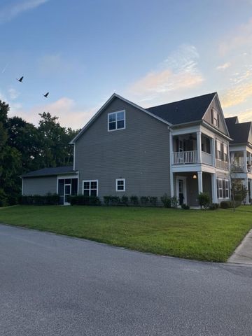 430 Forsythia Avenue, Summerville, SC 29483