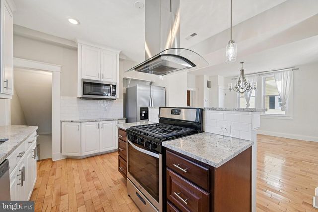 2910 SILVER HILL AVE, Gwynn Oak, MD 21207