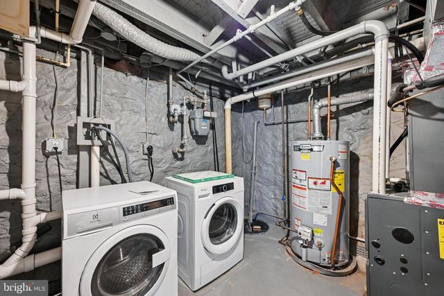 2910 SILVER HILL AVE, Gwynn Oak, MD 21207