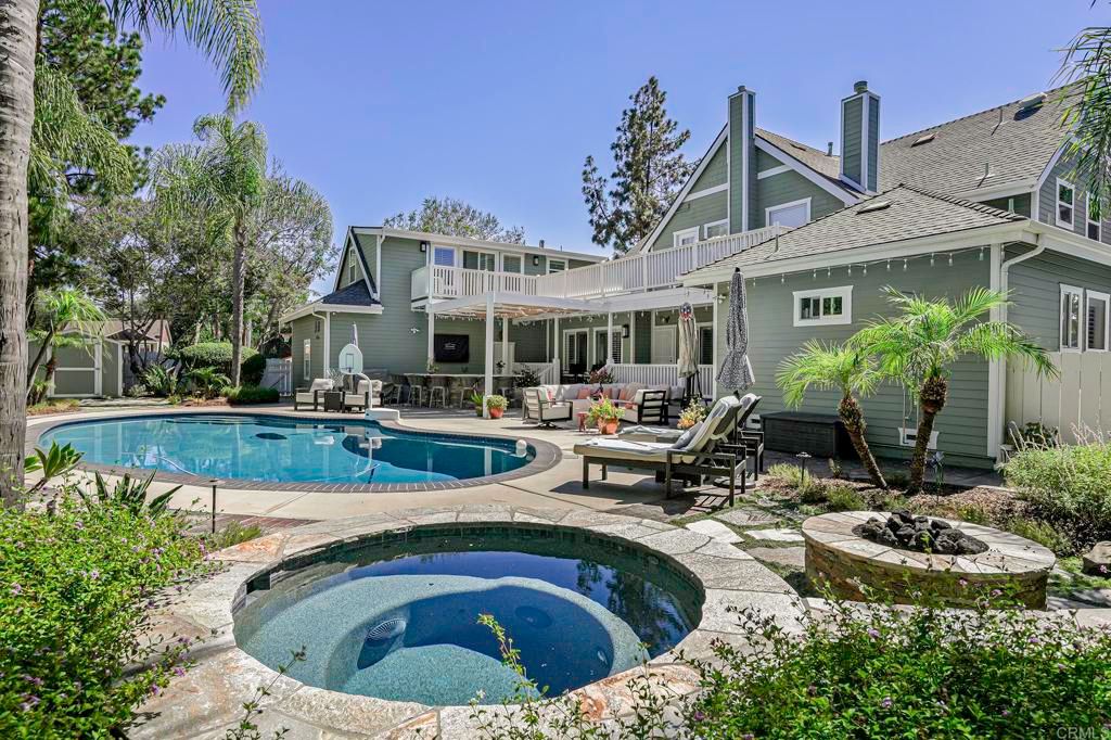 14403 Gaslight Court, Poway, CA 92064