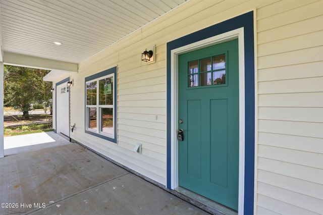 186 Cherry Road, Southport, NC 28461