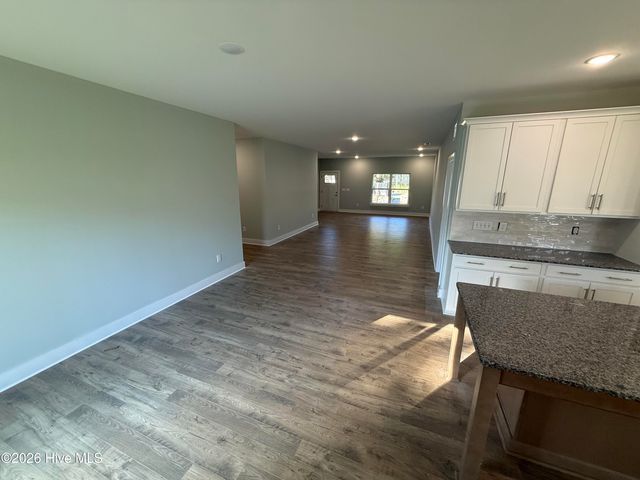 186 Cherry Road, Southport, NC 28461