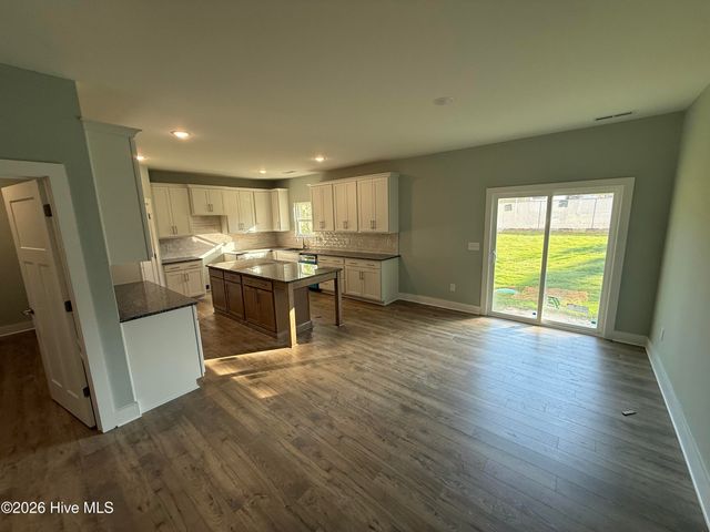 186 Cherry Road, Southport, NC 28461
