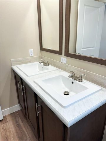 2718 N 21st Place, Kansas City, KS 66104