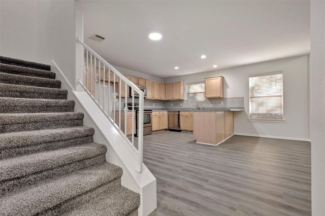 770 Hunt Road 212, Baytown, TX 77521
