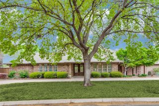 6812 Riverdale Drive, Fort Worth, TX 76132