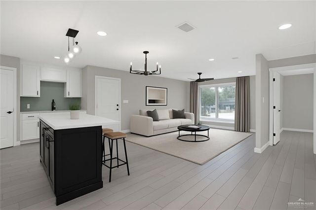 1110 E Lovett Street, Edinburg, TX 78541